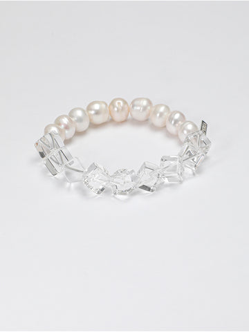 White Quartz & Freshwater Pearl Bracelet